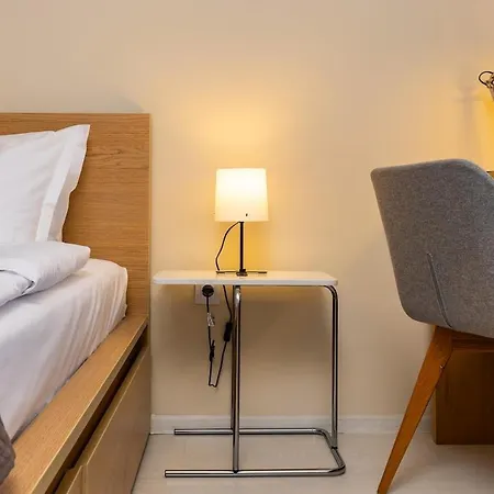 Modern & Bright Cherry In South With Private Parking * Пловдив